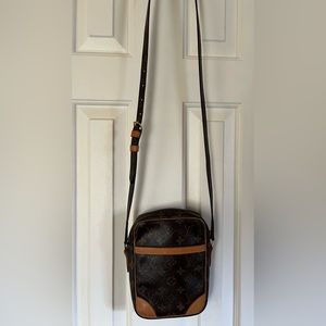 Vintage GUC Louis Vuitton Danube crossbody bag